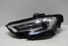 Laden Sie das Bild in den Galerie-Viewer, Frontscheinwerfer Audi A3 8V0941005E Xenon Links Scheinwerfer Headlight