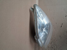 Load image into Gallery viewer, Frontscheinwerfer Toyota Corolla Verso Links Scheinwerfer Headlight SCH3051556022ww