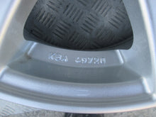 Laden Sie das Bild in den Galerie-Viewer, 1x Alufelge 16 Zoll 7.0&quot; 5x114.3 Toyota X Rim Wheel