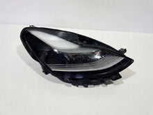 Laden Sie das Bild in den Galerie-Viewer, Frontscheinwerfer Tesla 3 1514953-00-C Rechts Scheinwerfer Headlight