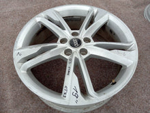 Laden Sie das Bild in den Galerie-Viewer, 1x Alufelge 19 Zoll 5x112 83A601025M Audi Q3 Rim Wheel FEL2042379976vt