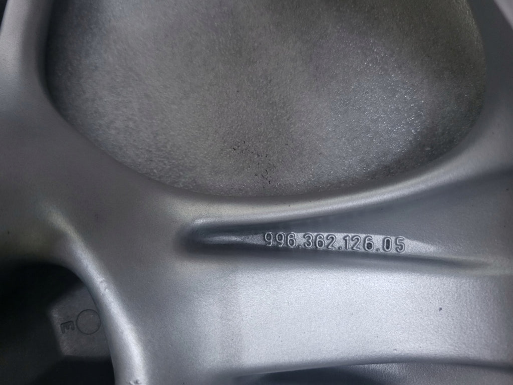 1x Alufelge 17 Zoll 8.5" 5x130 55ET Glanz Silber 99636212605 Porsche 996 Carrera FEL6462015555wo