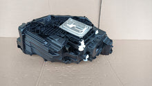 Laden Sie das Bild in den Galerie-Viewer, Frontscheinwerfer Mercedes-Benz Gla A2479063504 LED Links Scheinwerfer Headlight