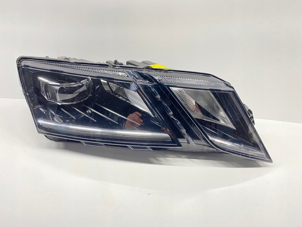 Frontscheinwerfer Skoda Octavia III 5E1941016F Rechts Scheinwerfer Headlight SCH6061527649te
