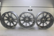 Load image into Gallery viewer, 1x Alufelge 19 Zoll 8.0" 5x120 37ET 8037141 BMW E91 E93 E90 E92 Rim Wheel FEL2578180771ef