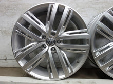 Laden Sie das Bild in den Galerie-Viewer, 4x Alufelge 19 Zoll 7.0" 5x112 43ET 5NA601025N VW Passat Tiguan Sharan Rim Wheel FEL9652872634og