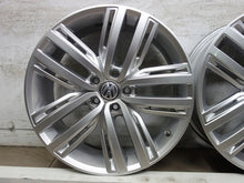 Laden Sie das Bild in den Galerie-Viewer, 4x Alufelge 19 Zoll 7.0" 5x112 43ET 5NA601025N VW Passat Tiguan Sharan Rim Wheel FEL9652872634og