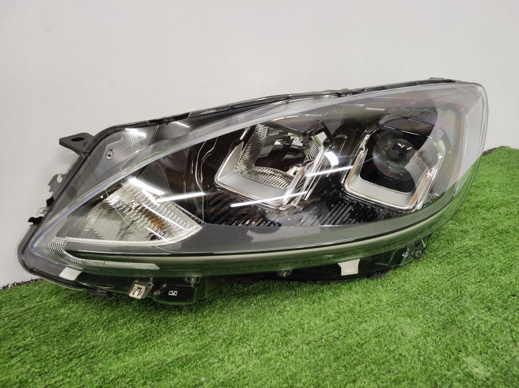 Frontscheinwerfer Ford Kuga LV4B-13W030-AK Links Scheinwerfer Headlight