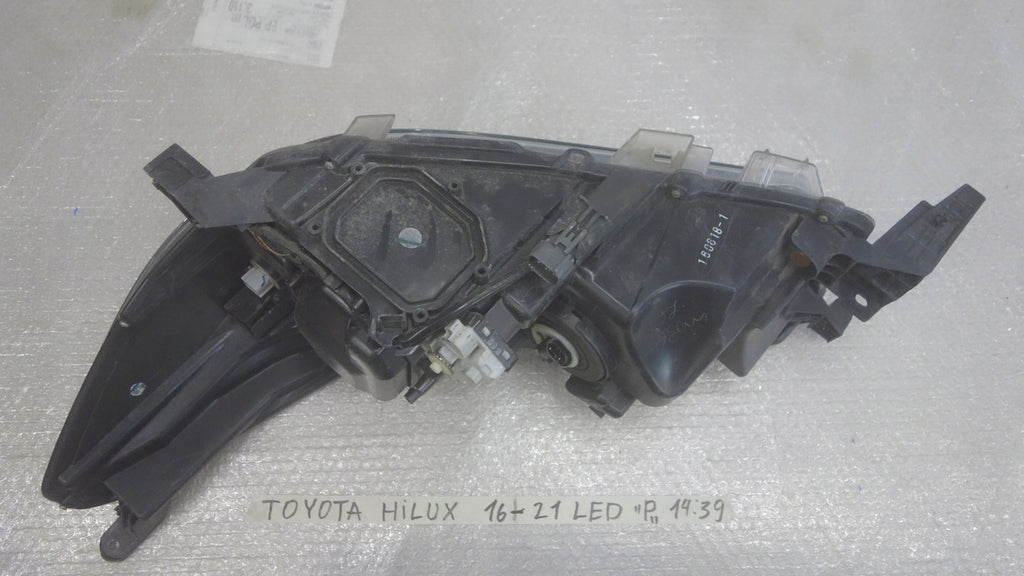 Frontscheinwerfer Toyota Hilux VIII LED Rechts Scheinwerfer Headlight SCH9367808024ht