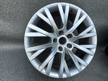 Load image into Gallery viewer, 1x Alufelge 18 Zoll 8.0" 5x112 3V0601025AN Skoda Superb Iii Rim Wheel FEL8986461718rk