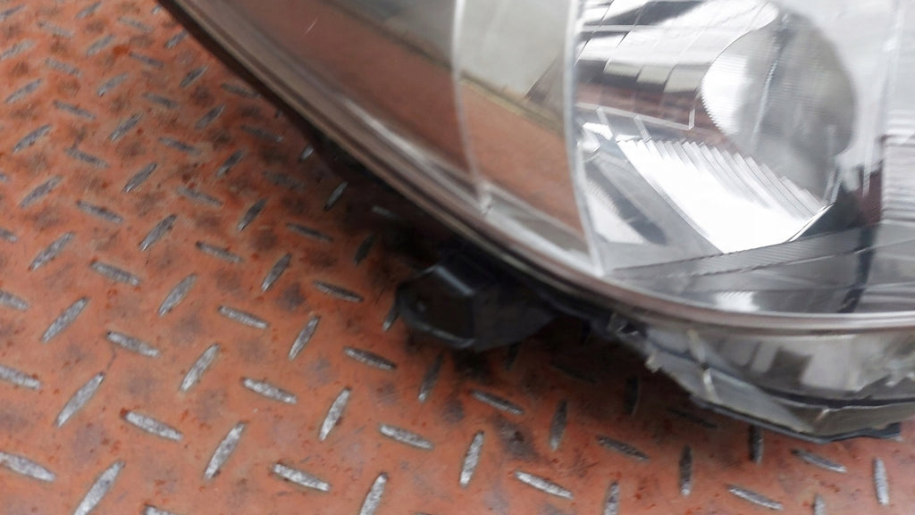 Frontscheinwerfer Toyota Yaris LED Rechts Scheinwerfer Headlight