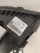 Laden Sie das Bild in den Galerie-Viewer, Frontscheinwerfer Opel Zafira B 93190407 Xenon Rechts Scheinwerfer Headlight