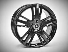 Laden Sie das Bild in den Galerie-Viewer, 1x Alufelge 18 Zoll 7.5" 5x112 52ET A2464012002 Mercedes-Benz Cla C117 Rim Wheel FEL5854628627ko