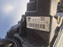 Laden Sie das Bild in den Galerie-Viewer, Frontscheinwerfer Ford Transit Connect DT1113W030 Links Scheinwerfer Headlight SCH9109645701fs