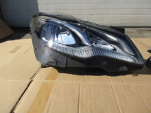 Laden Sie das Bild in den Galerie-Viewer, Frontscheinwerfer Mercedes-Benz Coupe 2078209261 Rechts Scheinwerfer Headlight