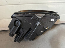 Laden Sie das Bild in den Galerie-Viewer, Frontscheinwerfer Citroën C3 Aircross 39225821 Full LED Rechts Headlight SCH5207782739wo