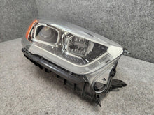Laden Sie das Bild in den Galerie-Viewer, Frontscheinwerfer Ford Kuga I GV4113D154-AC 90102136 Xenon Rechts Headlight SCH2439705350ed