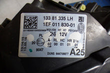Laden Sie das Bild in den Galerie-Viewer, Frontscheinwerfer Opel Corsa E 13381335 1EF01183001 Rechts Headlight SCH2349998813wu