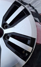 Load image into Gallery viewer, 1x Alufelge 16 Zoll 6.5" 5x112 46ET Glanz Silber 5GE601025 VW I Rim Wheel FEL2104349905ad
