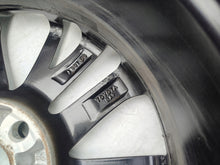 Laden Sie das Bild in den Galerie-Viewer, 1x Alufelge 17 Zoll 7.0&quot; 5x114.3 45ET 509100323 Toyota Corolla Verso Avensis