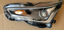Laden Sie das Bild in den Galerie-Viewer, Frontscheinwerfer Toyota Aygo 81170-0H210 Links Scheinwerfer Headlight SCH4517561702qk