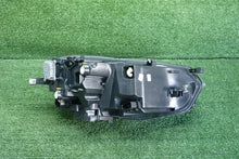 Laden Sie das Bild in den Galerie-Viewer, Frontscheinwerfer VW Taigo 2G7941035C 85122000 Links Scheinwerfer Headlight SCH6105810938pr