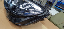 Laden Sie das Bild in den Galerie-Viewer, Frontscheinwerfer Mercedes-Benz W213 2139067509 LED Links Scheinwerfer Headlight SCH9311882232yb