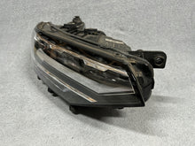 Laden Sie das Bild in den Galerie-Viewer, Frontscheinwerfer VW Passat B8 3G1941036P- LED Rechts Scheinwerfer Headlight
