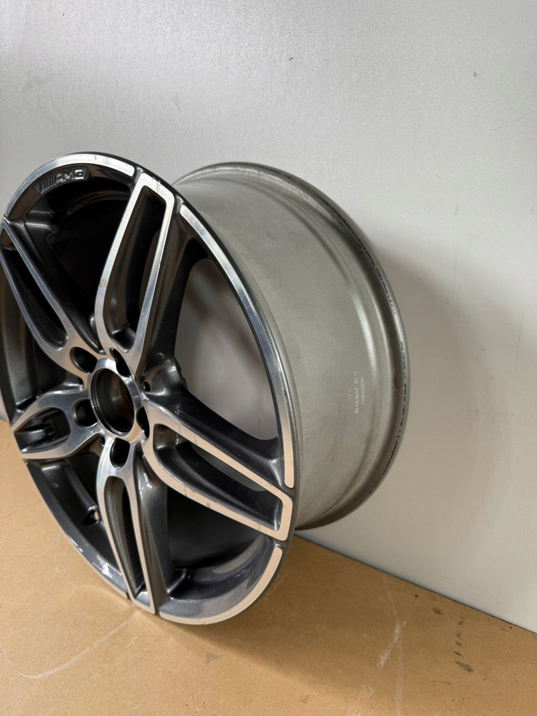 1x Alufelge 18 Zoll 7.5" 5x112 52ET Glanz Schwarz A1764010700 Mercedes-Benz W176 FEL8236948254vl