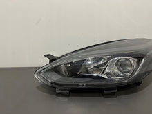 Laden Sie das Bild in den Galerie-Viewer, Frontscheinwerfer Ford Fiesta I Links Scheinwerfer Headlight SCH7068305119mm