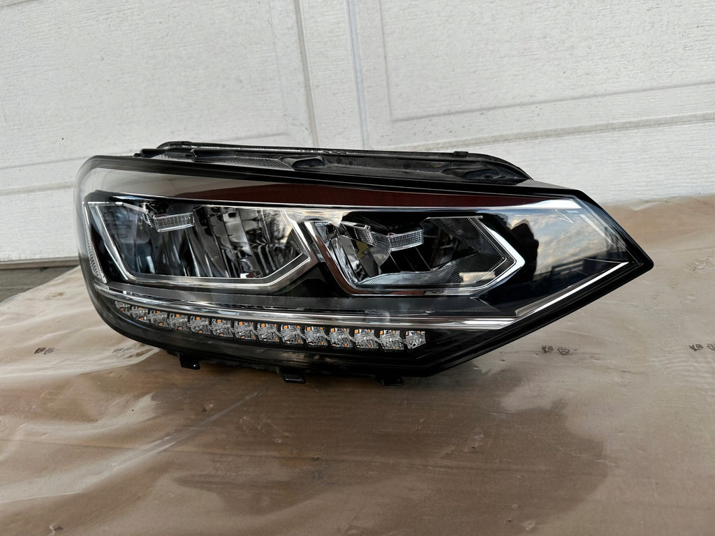 Frontscheinwerfer VW Polo 6r Touran 5TB941036B LED Rechts Scheinwerfer Headlight SCH8300032812wq