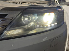 Load image into Gallery viewer, Frontscheinwerfer VW Passat Cc 3C8941751J Xenon Links Scheinwerfer Headlight