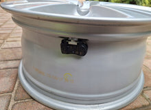 Load image into Gallery viewer, 1x Alufelge 17 Zoll 7.5" 5x112 52ET Glanz Silber 6856064 BMW Rim Wheel FEL4280628533ua