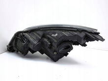 Laden Sie das Bild in den Galerie-Viewer, Frontscheinwerfer Opel Zafira C 39009024 Rechts Scheinwerfer Headlight