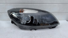 Laden Sie das Bild in den Galerie-Viewer, Frontscheinwerfer Skoda Fabia II 5J1941016J Rechts Scheinwerfer Headlight