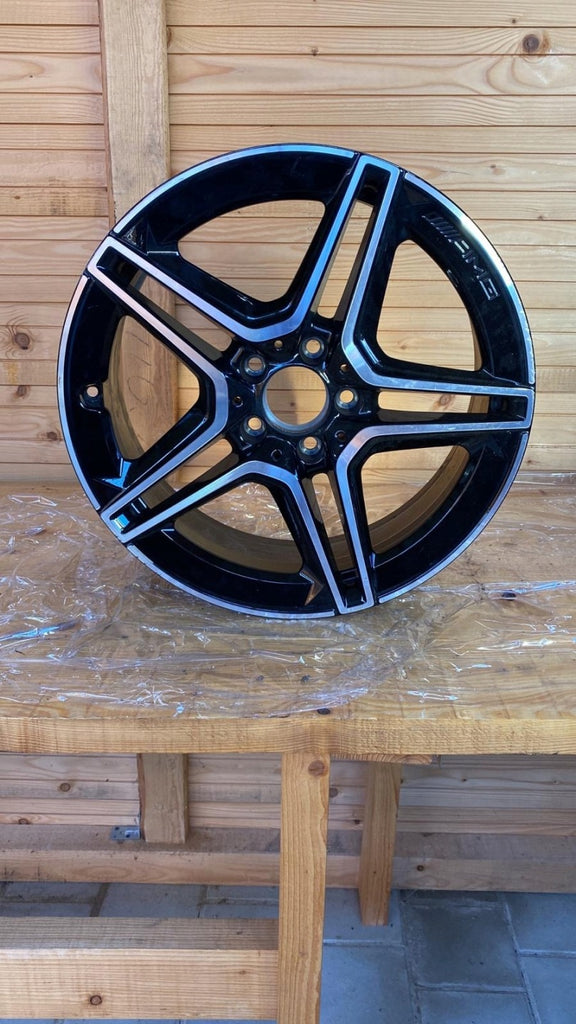 1x Alufelge 18 Zoll 7.5" 5x112 49ET Glanz A1774011500 Mercedes-Benz W177 FEL2535907328gd