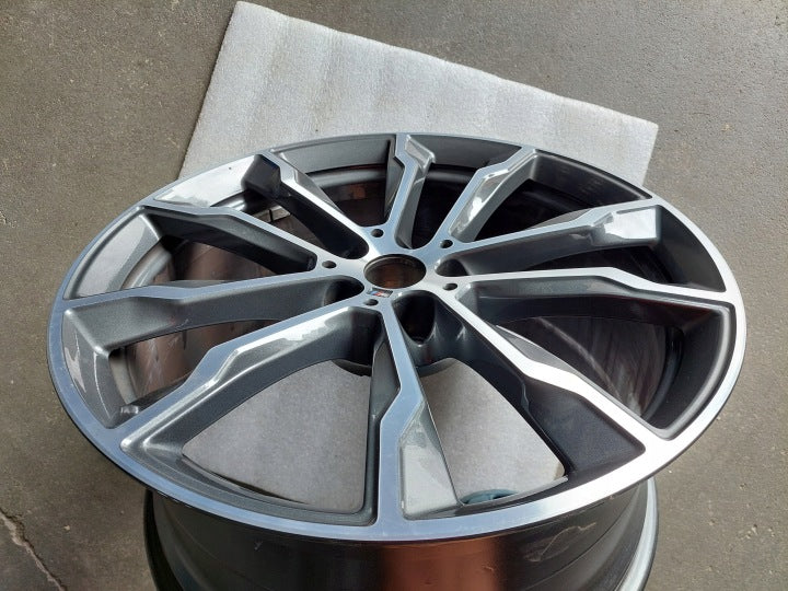 1x Alufelge 20 Zoll 9.5" 5x112 43ET Glanz 8010269 BMW X3 G01 G02 Mg Rim Wheel FEL2978721282ud