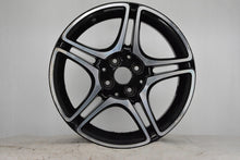 Laden Sie das Bild in den Galerie-Viewer, 1x Alufelge 16 Zoll 6.0&quot; 5x112 44ET A4534013100 Mercedes-Benz Rim Wheel