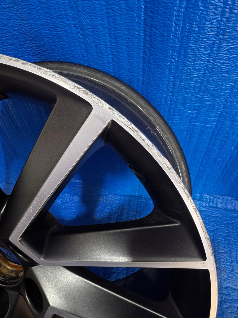 1x Alufelge 17 Zoll 6.5" 5x100 657601025D Skoda Scala Kamiq Rim Wheel