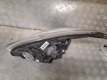 Laden Sie das Bild in den Galerie-Viewer, Frontscheinwerfer Ford Focus F1EB-13D154-AC Xenon Rechts Scheinwerfer Headlight SCH8979135216rb