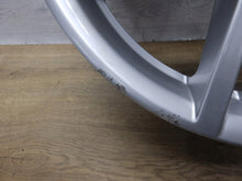 Laden Sie das Bild in den Galerie-Viewer, 1x Alufelge 17 Zoll 7.5" 5x112 43ET Silber 8V0601025DD Audi A3 Rim Wheel FEL4266149364ij