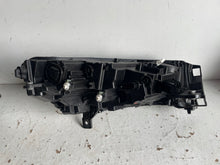 Laden Sie das Bild in den Galerie-Viewer, Frontscheinwerfer Skoda Enyaq Suv 5LB941017 LED Links Scheinwerfer Headlight SCH1091050780wx