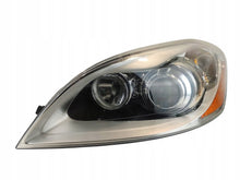 Laden Sie das Bild in den Galerie-Viewer, Frontscheinwerfer Volvo 30763135 Links Scheinwerfer Headlight SCH9070118209jn