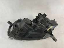 Laden Sie das Bild in den Galerie-Viewer, Frontscheinwerfer Dacia Sandero Logan 260108435R FALSE Scheinwerfer Headlight SCH8513220220yq