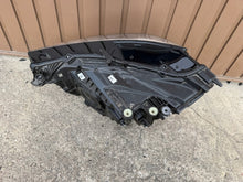 Laden Sie das Bild in den Galerie-Viewer, Frontscheinwerfer Audi Q3 83A941034 LED Rechts Scheinwerfer Headlight SCH2890264447ve