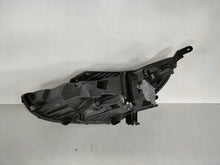 Laden Sie das Bild in den Galerie-Viewer, Frontscheinwerfer Hyundai I30 III 92102-G4130 LED Rechts Scheinwerfer Headlight