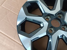 Load image into Gallery viewer, 1x Alufelge 15 Zoll 4.5" 4x100 35ET Glanz 62611-0H050 Toyota Aygo Rim Wheel FEL8437474687ye