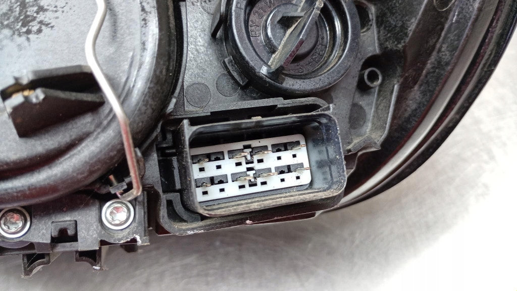 Frontscheinwerfer Volvo C70 9466358 Rechts Scheinwerfer Headlight SCH5841132230ox