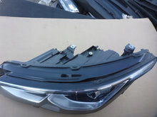 Laden Sie das Bild in den Galerie-Viewer, Frontscheinwerfer VW Golf VIII 5H1941035 LED Links Scheinwerfer Headlight SCH9806641250yn