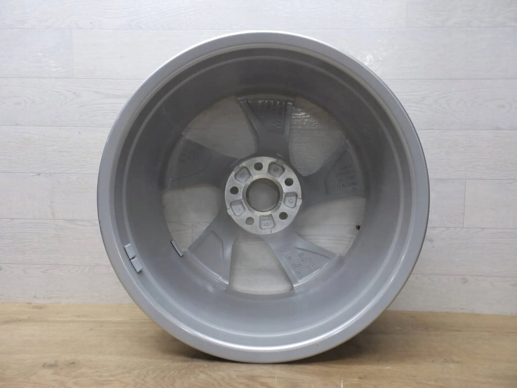 1x Alufelge 18 Zoll 8.0" 5x112 40ET Glanz Silber 8W0601025 Audi A4 Rim Wheel